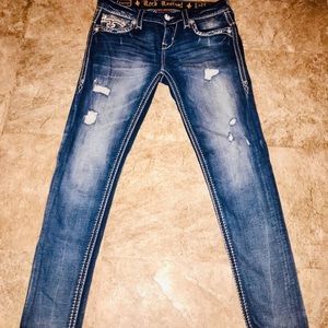 Rock Revival Blingy and Distressed Skinny Jeans 💎